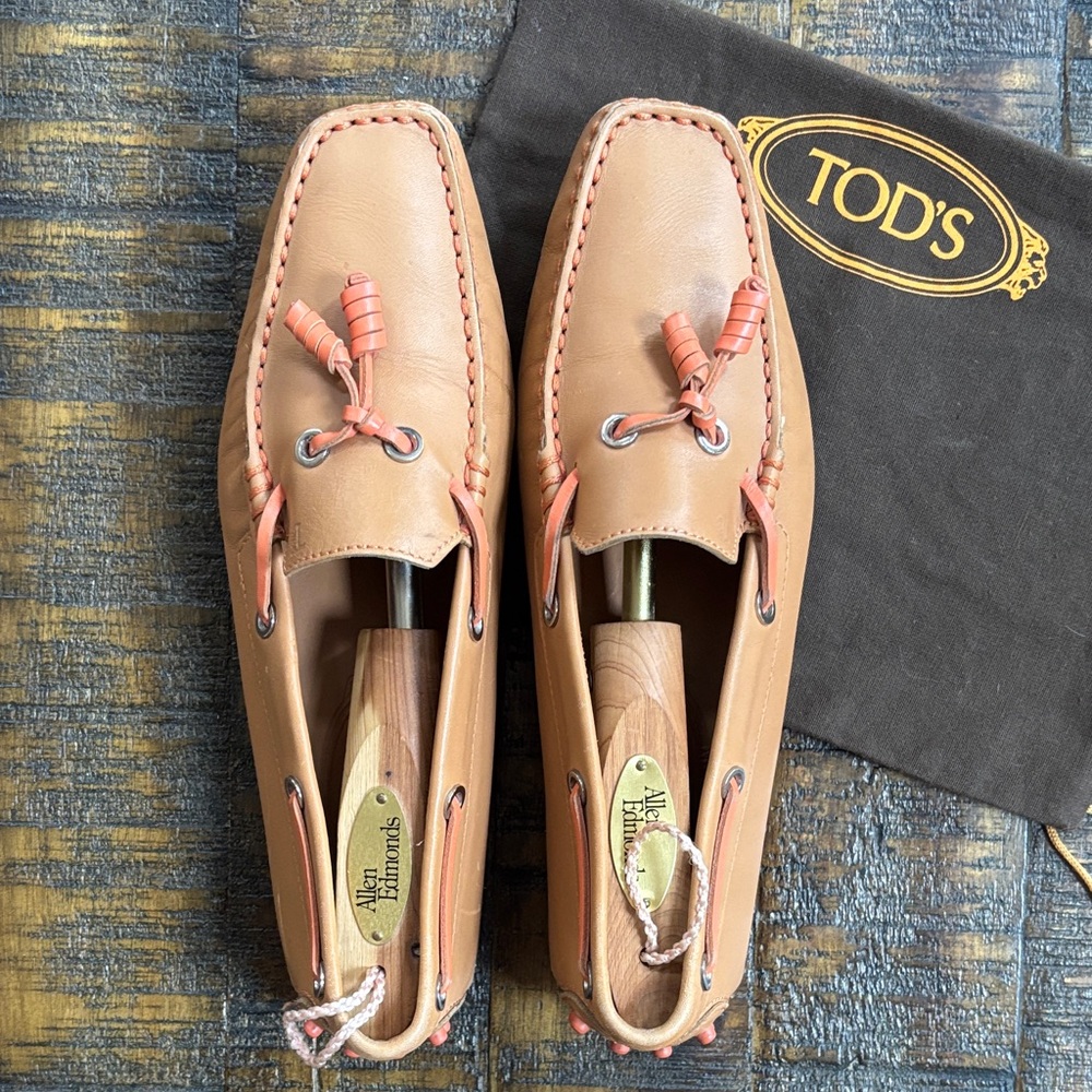 Tod's Light Brown Leather Loafers